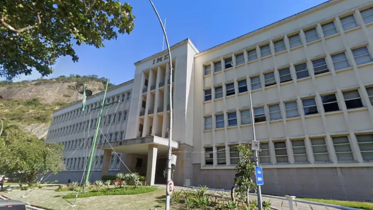 Instituição do concurso IME Engenharia.