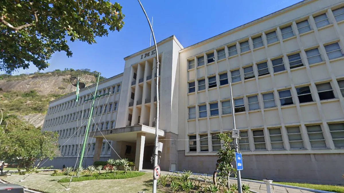 Instituição do concurso IME Engenharia.