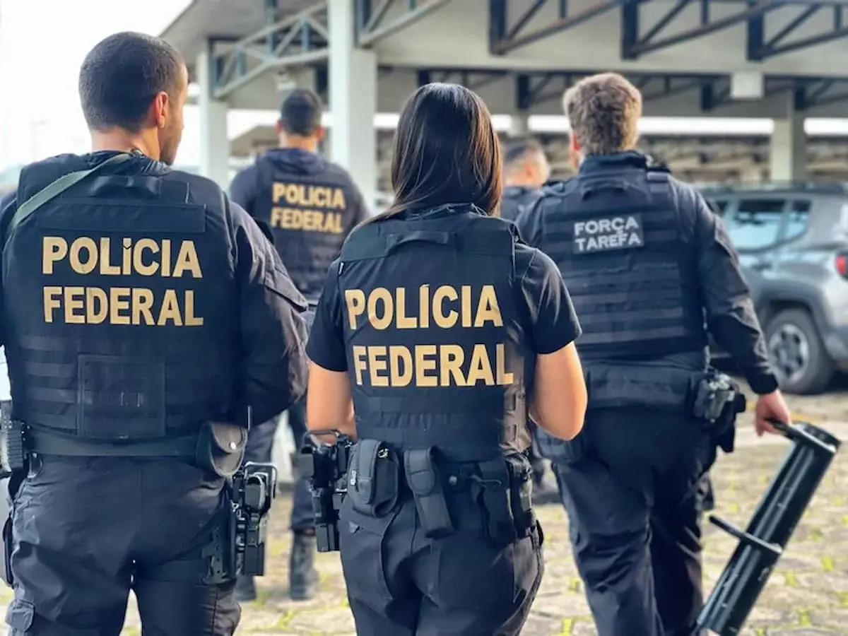 Aprovados no concurso PF policial.