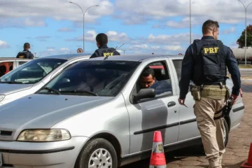 Aprovado no concurso PRF de farda.