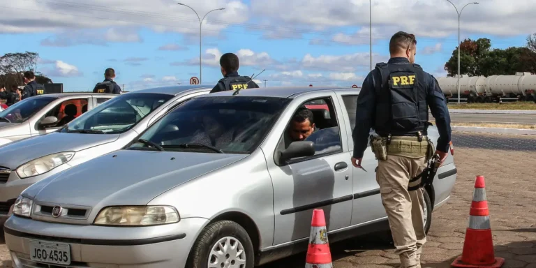 Aprovado no concurso PRF de farda.