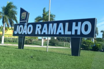 Placa da cidade de João Ramalho, onde estão abertas inscrições para o concurso Prefeitura de João Ramalho.