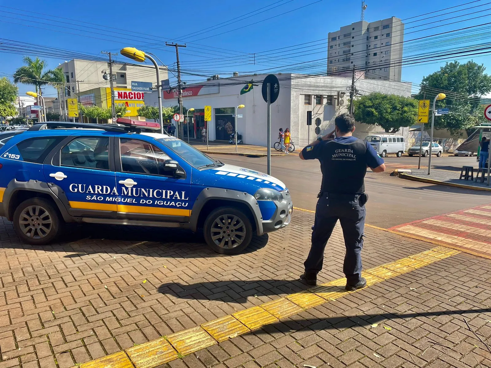 Viatura da guarda Municipal de São Miguel do Iguaçu. Vagas estão abertas para o concurso Prefeitura de São Miguel do Iguaçu no cargo de Guarda Municipal.