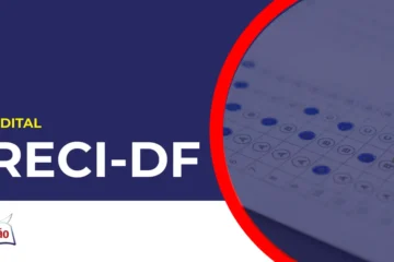 Pessoa preenchendo gabarito concurso CRECI DF.