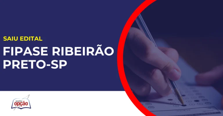Pessoa preenchendo gabarito concurso Fipase Ribeirão Preto.