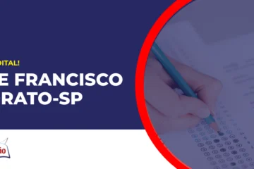 Pessoa preenchendo gabarito do concurso SME Francisco Morato