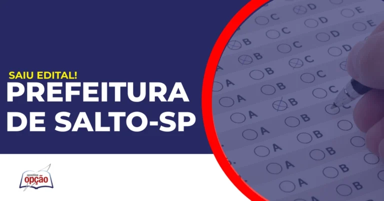 Pessoa preenchendo gabarito do concurso Prefeitura de Salto SP