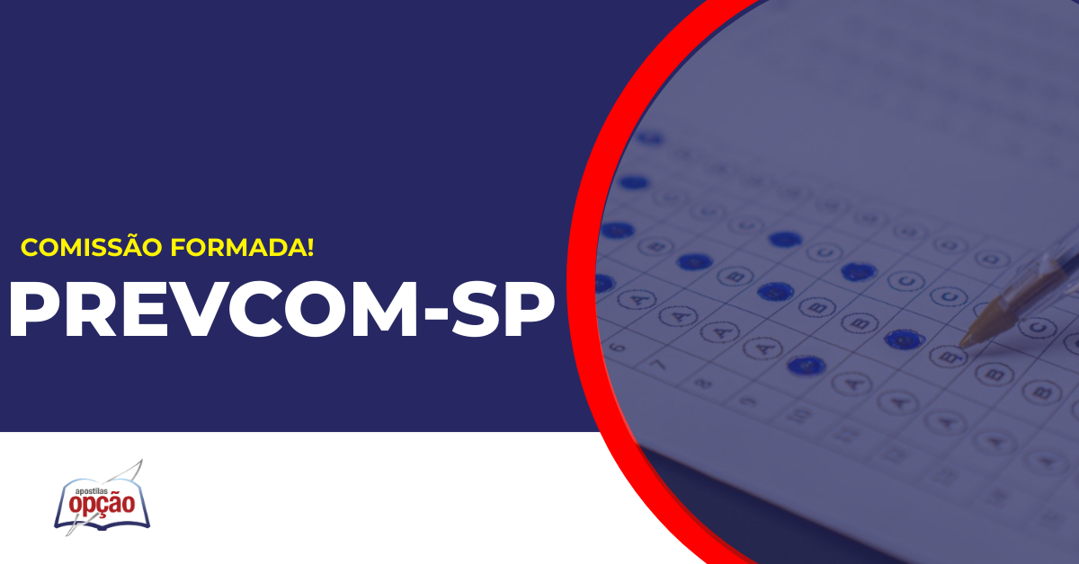 Pessoa preenchendo gabarito do concurso Prevcom SP